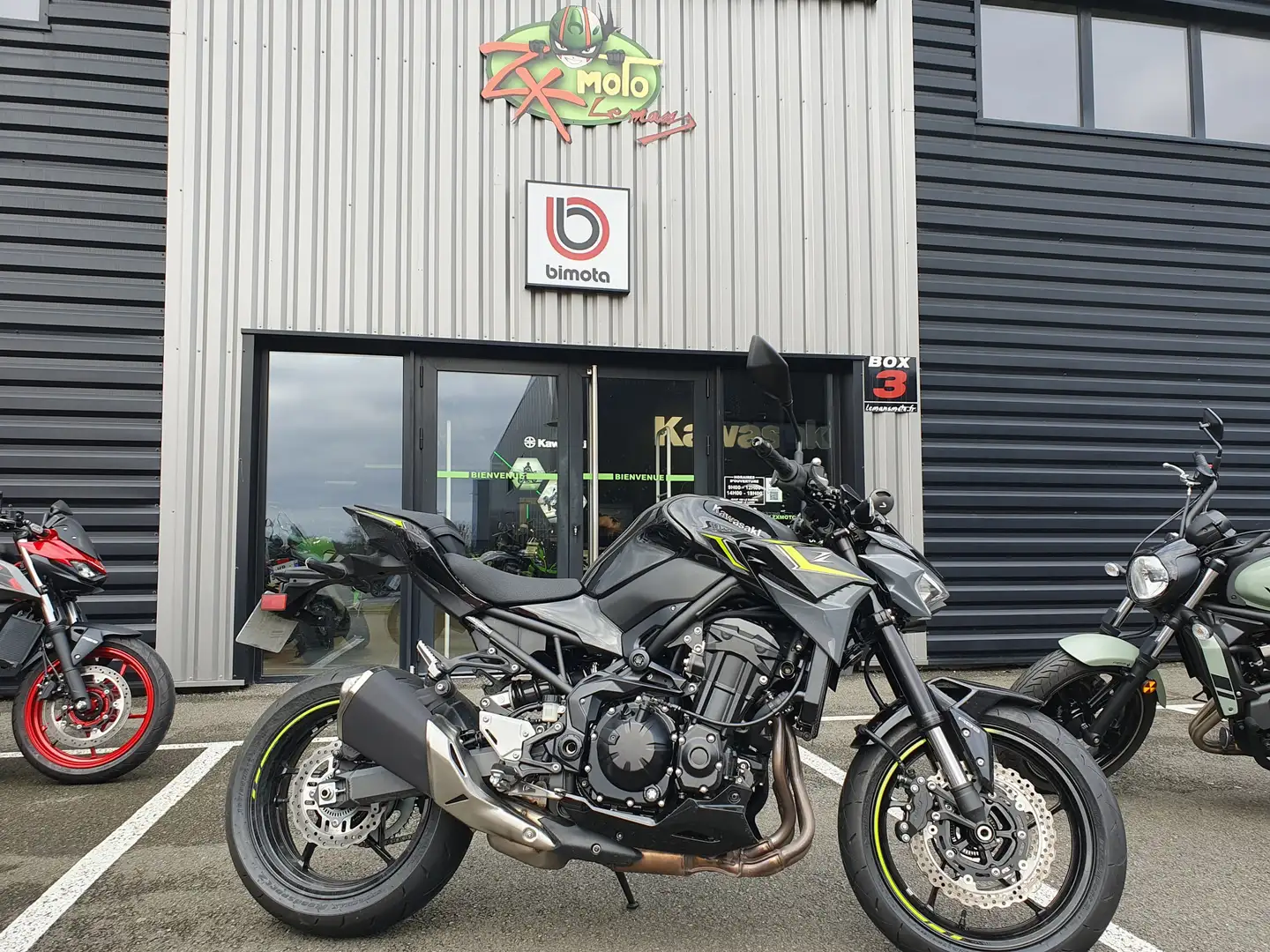 Kawasaki Z 900 Чорний - 1