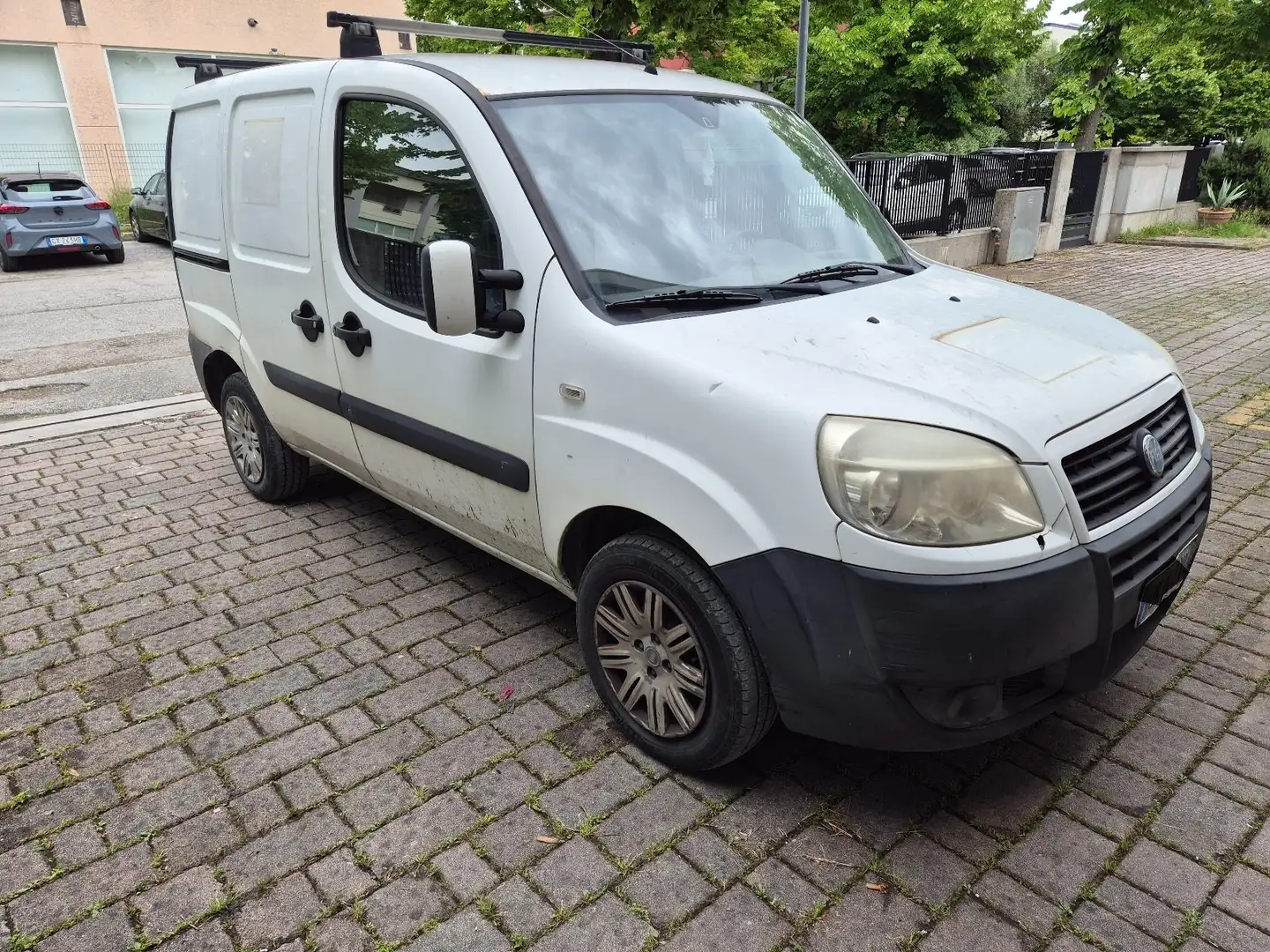 Fiat Doblo CARGO - AUTOCARRO PORT. KG. 625 Blanco - 1