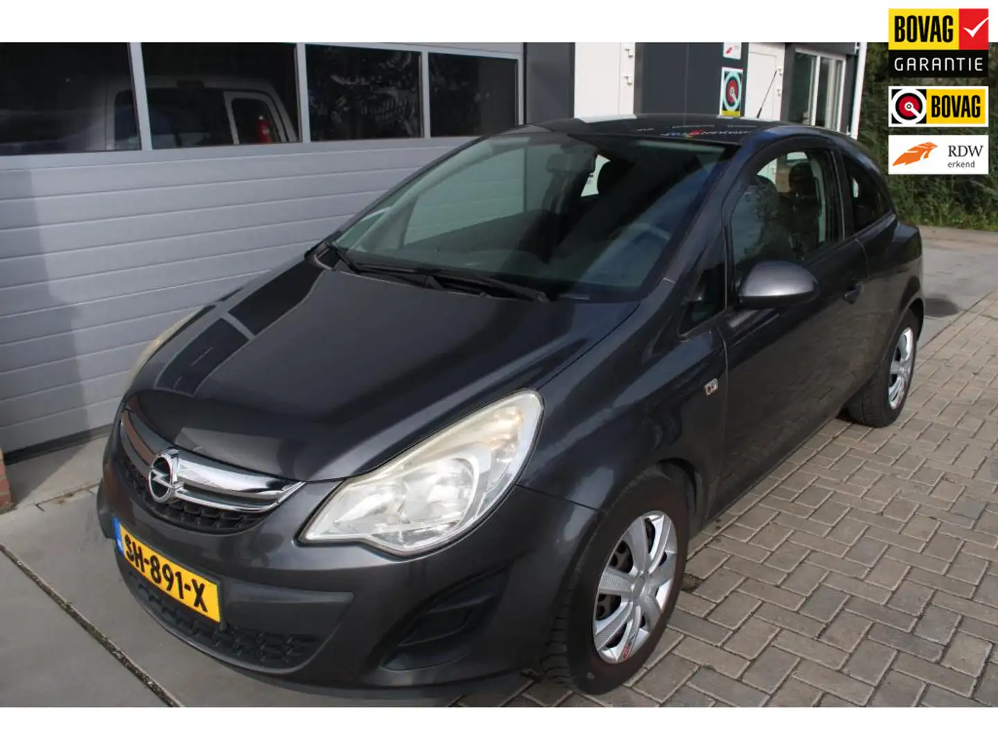 Opel Corsa 1.2-16V Anniversary Edition | Nieuw binnen! | 12 M Grijs - 1