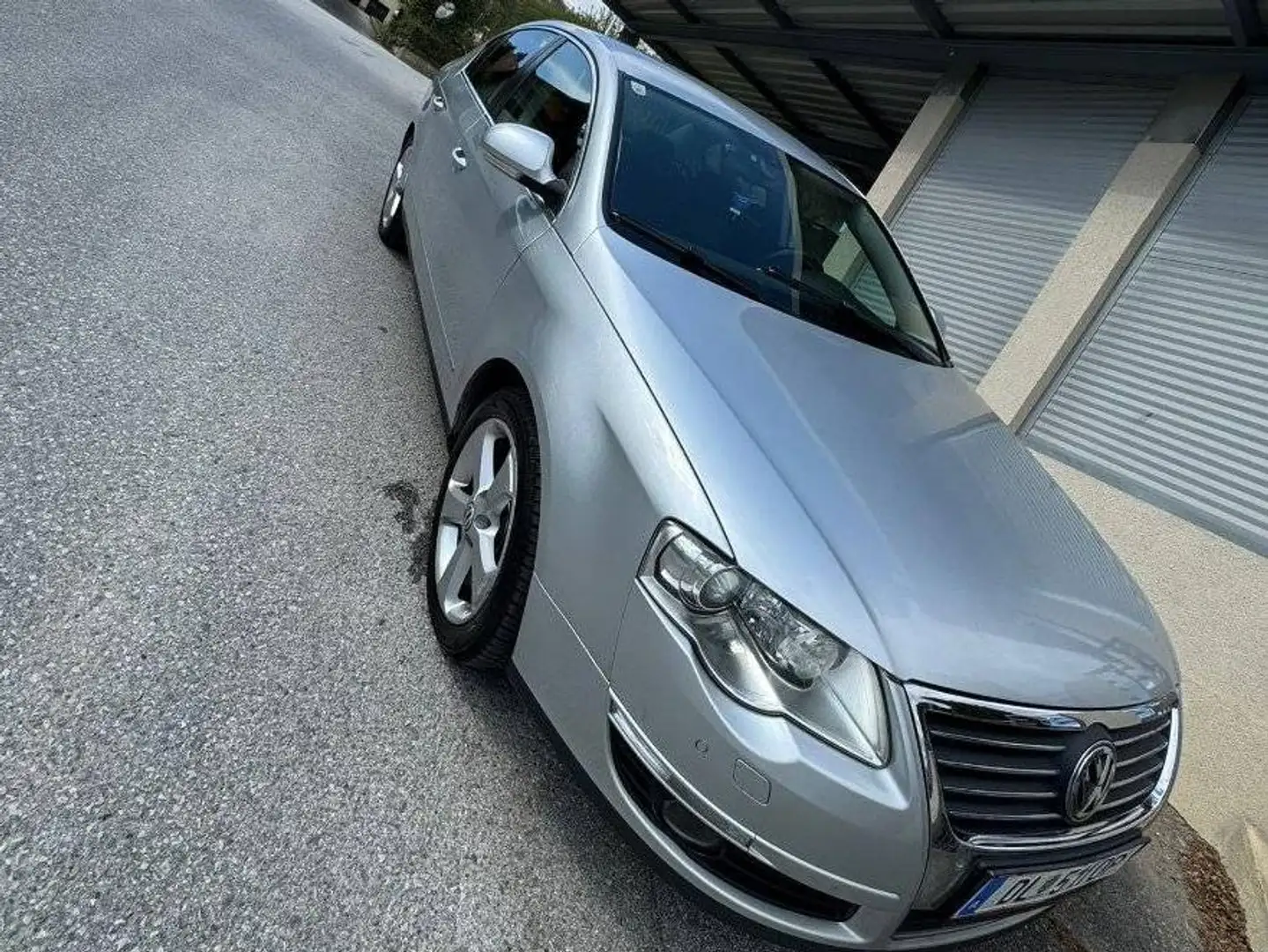 Volkswagen Passat Passat Comfortline 2,0 TDI 4Motion Comfortline Grau - 1