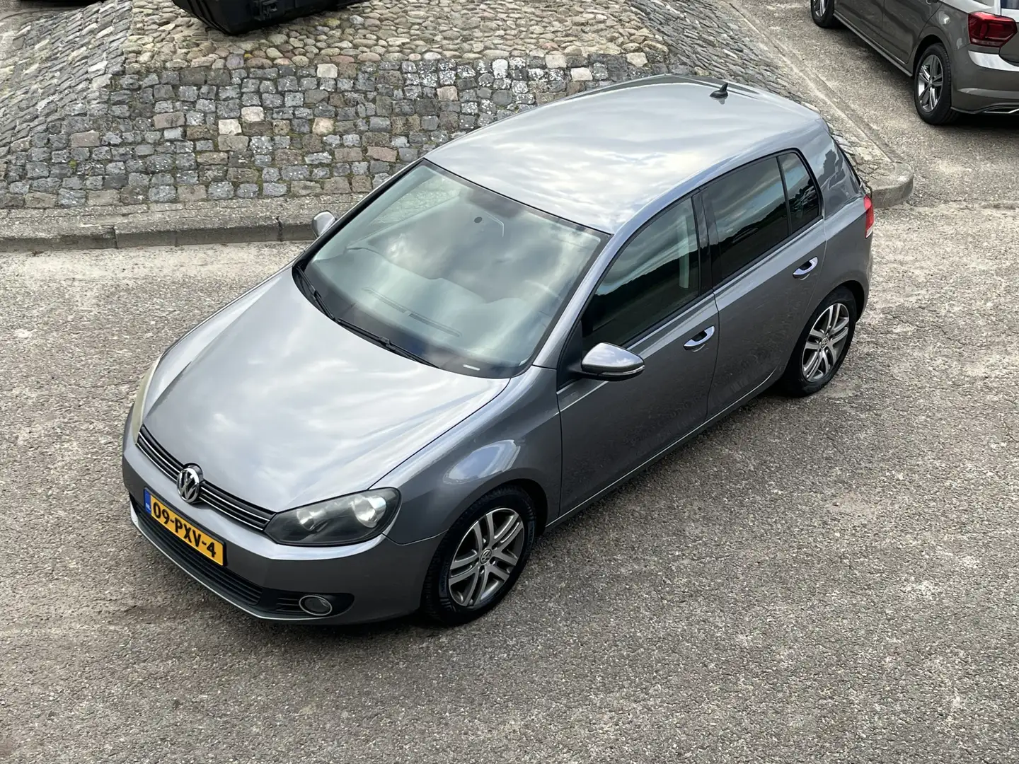 Volkswagen Golf 1.2 TSI Comfortline BlueMotion NAVI CRUISE ECC AFN Gris - 2