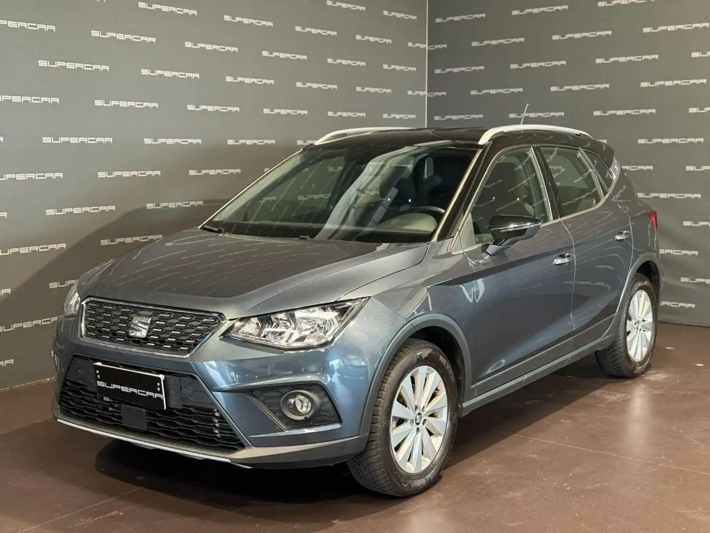 SEAT Arona 1.0 EcoTSI 110 CV DSG XCELLENCE Gris - 1