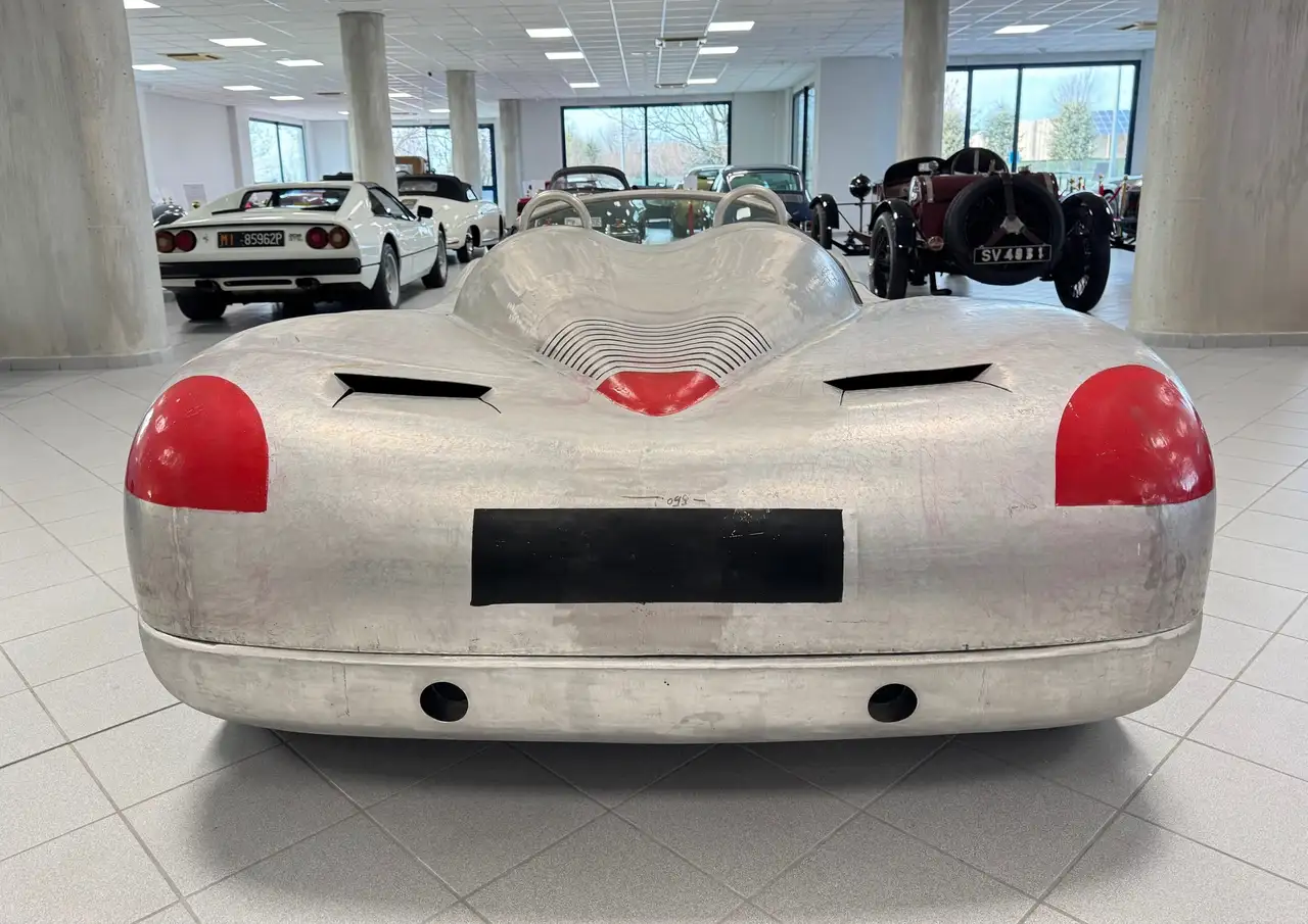Bizzarrini Roma, foto 6