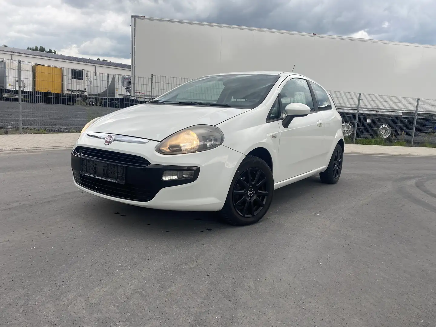 Fiat Punto MyLife Blanc - 1