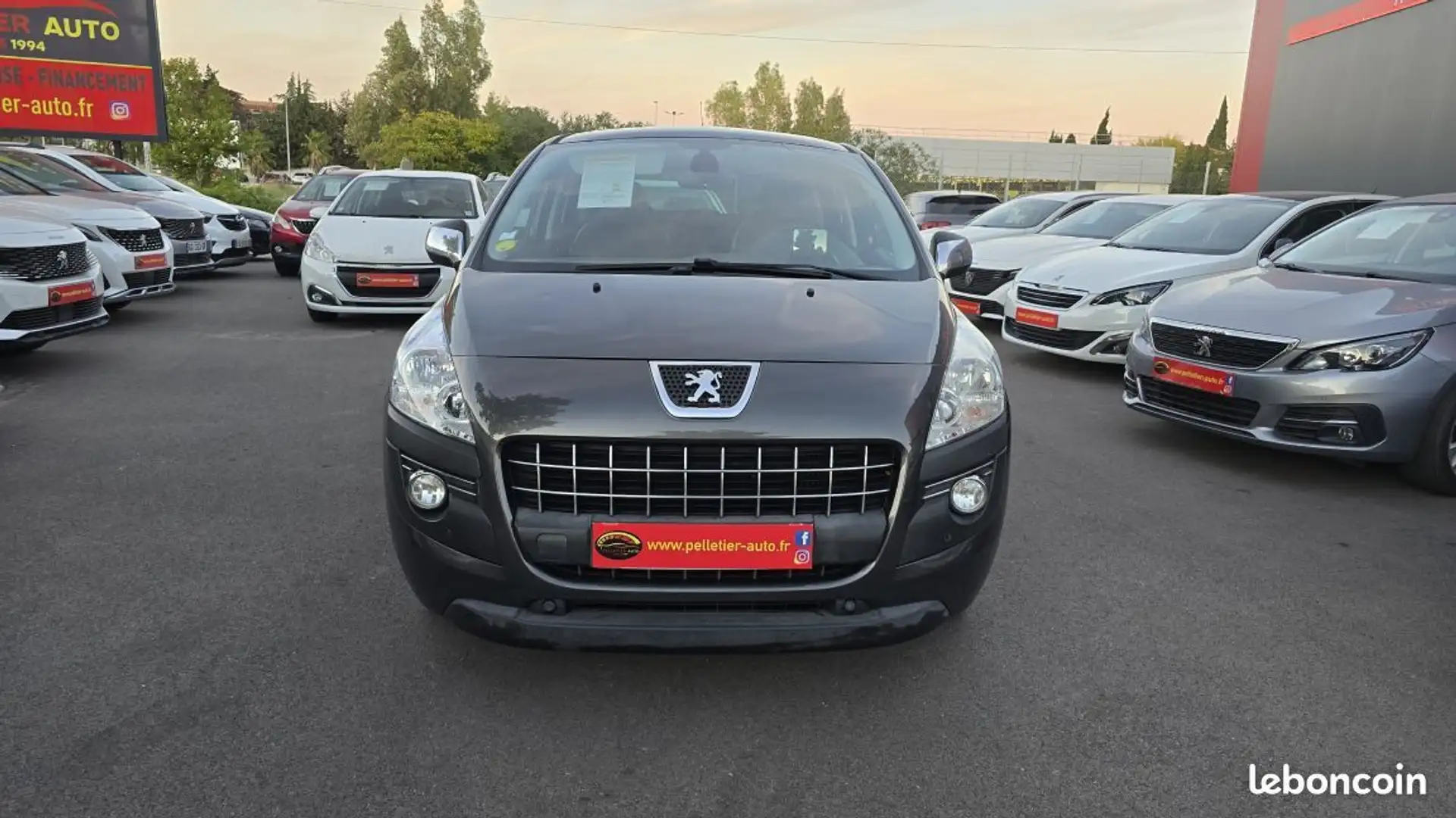 Peugeot 3008 2.0 HDi 16V 163ch Féline A Bleu - 2