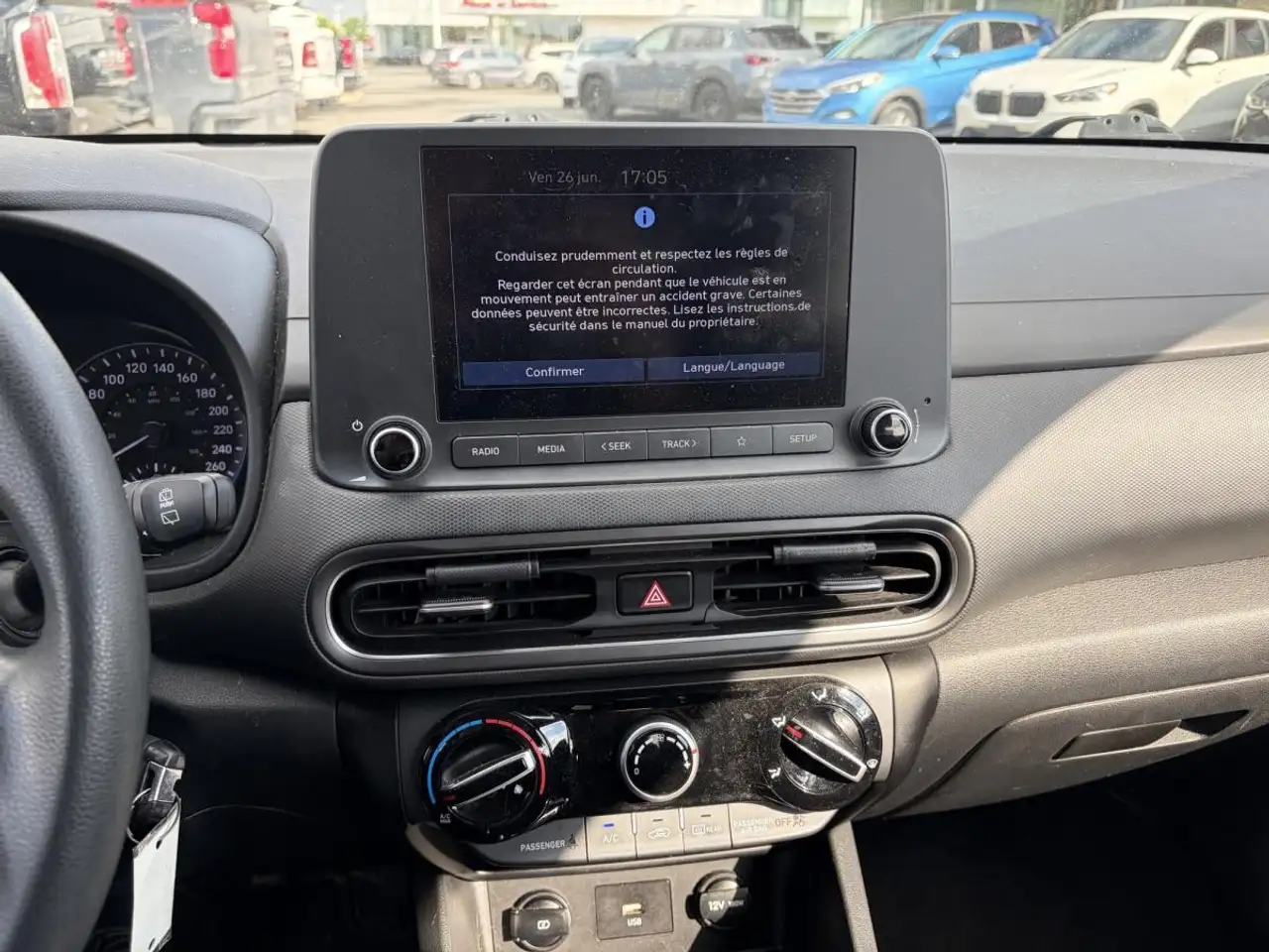 Hyundai KONA photo Hyundai KONA