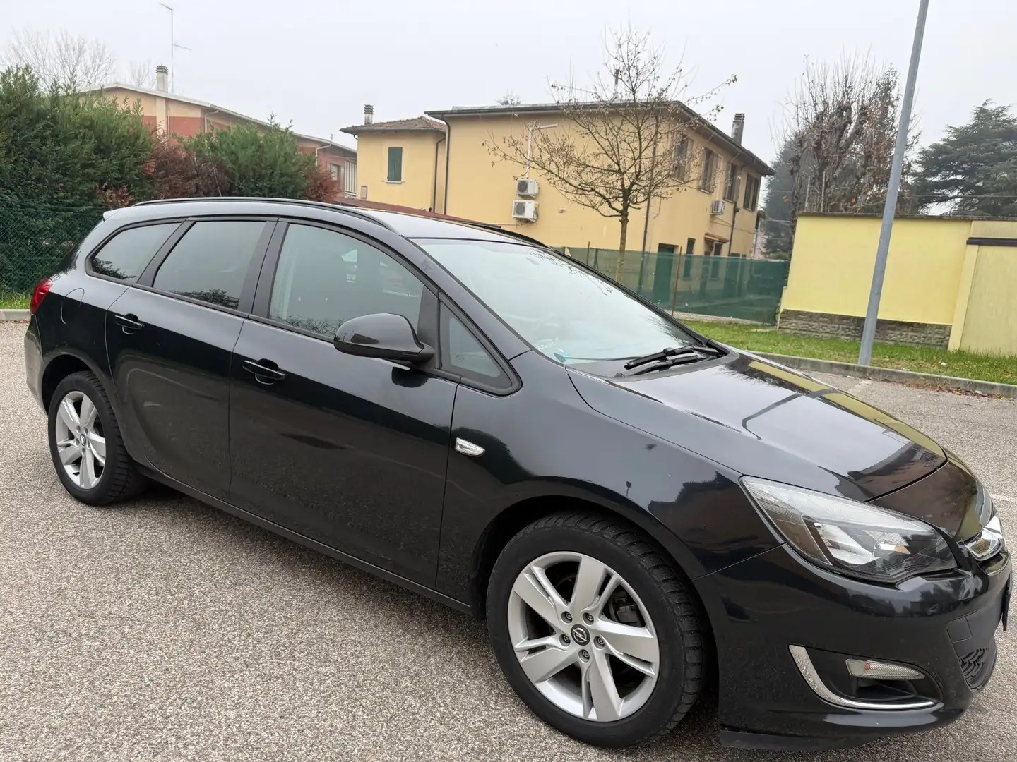 Opel Astra Sports Tourer 1.7 cdti - 12 MESI DI GARANZIA - Grigio - 2