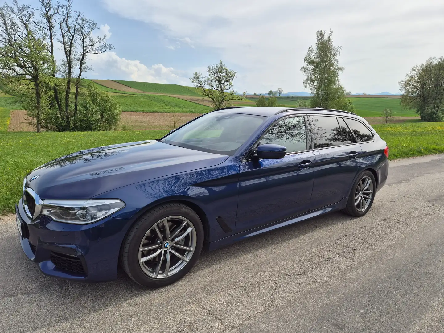 BMW 520 520d Touring Aut. Blau - 1