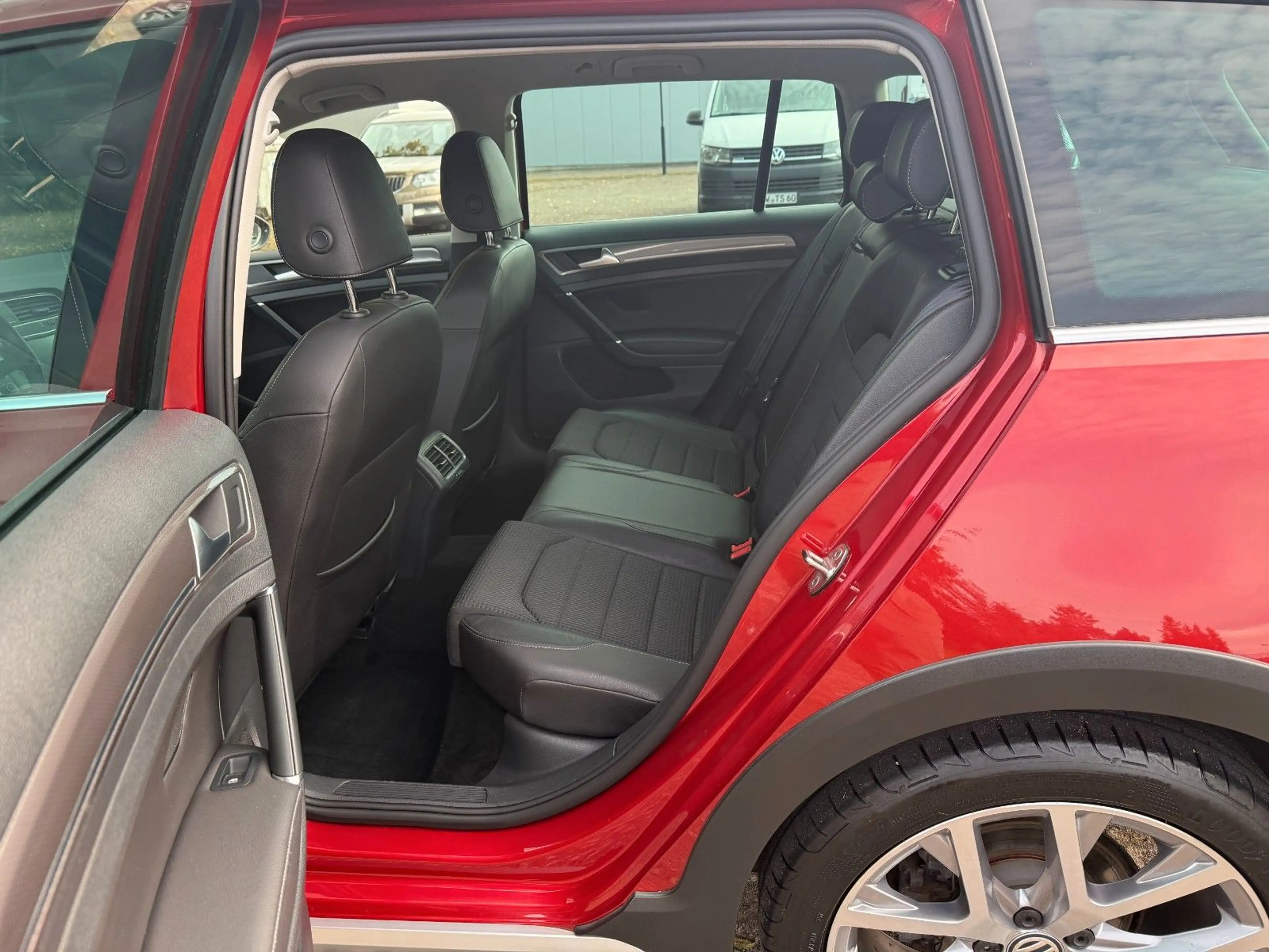 Volkswagen Golf Alltrack Variant*WKR*Dachträger*SH*Kamera — photo 12