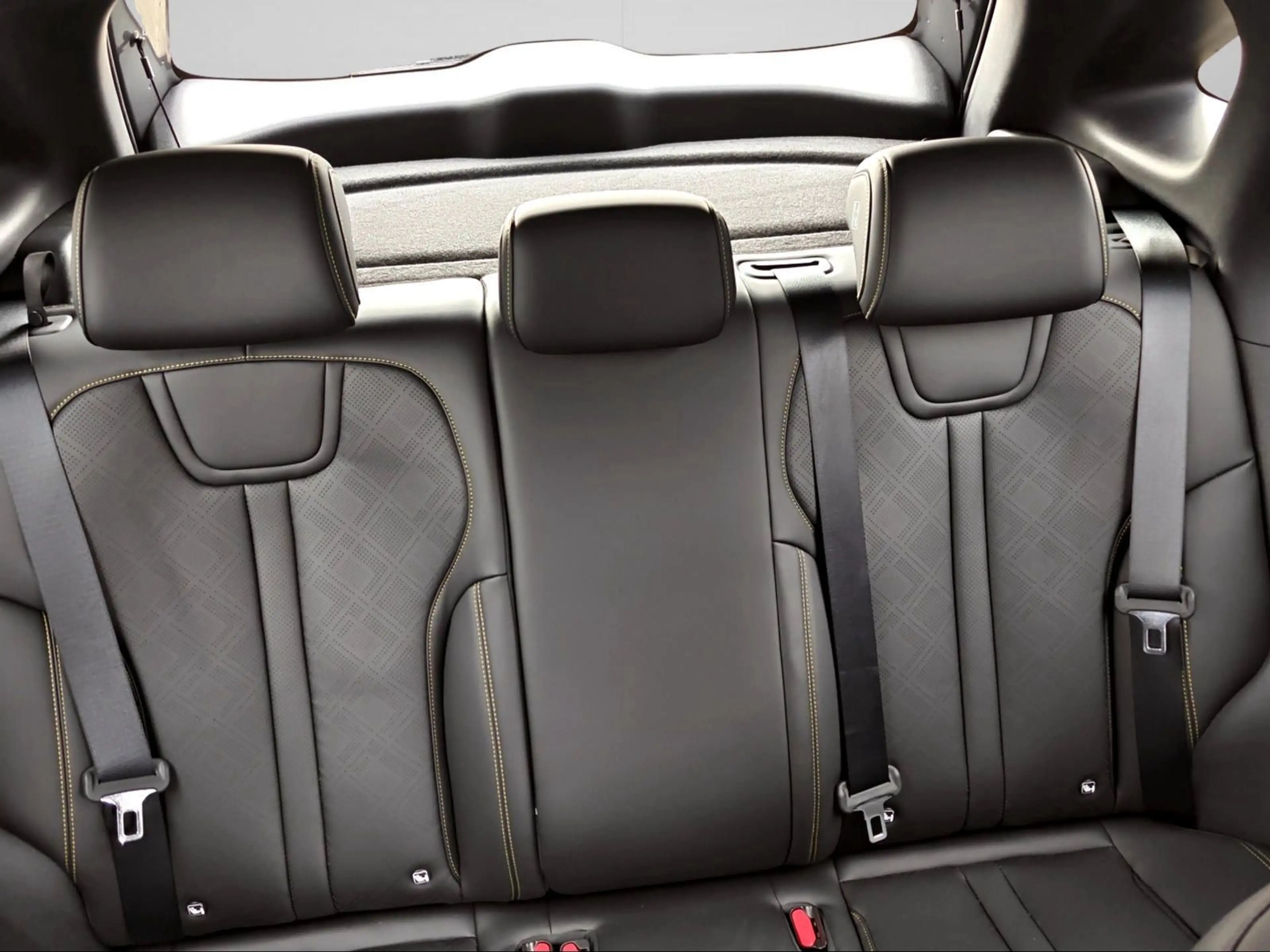 BYD Atto 2 DM-i !!! Sofort Verfügbar !!! LIMITIERT — photo 6