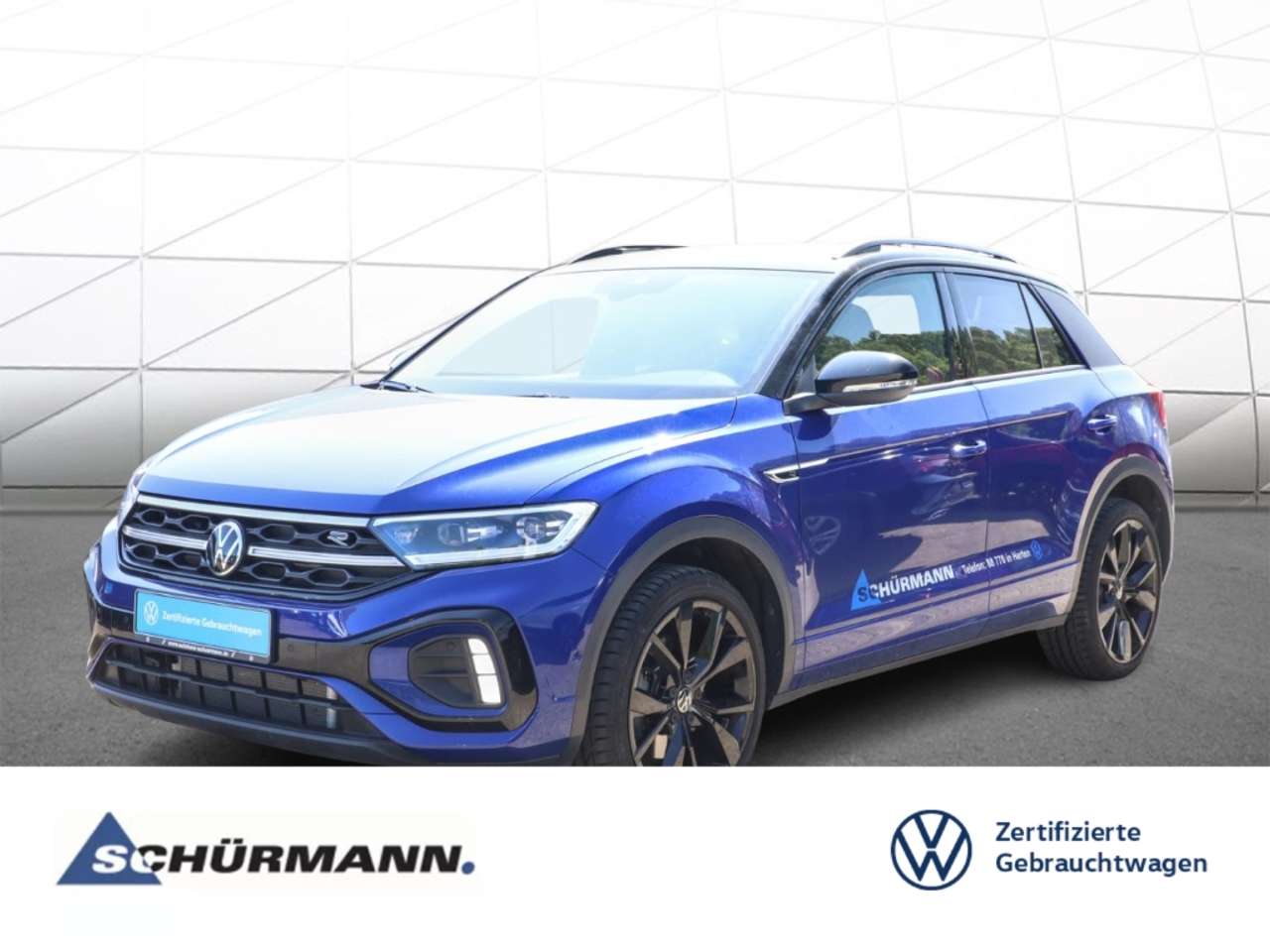 Volkswagen T-Roc — Volkswagen T-Roc R-Line 1.5 TSI BLACKSTYLE DSG PANO NAVIPRO AHK