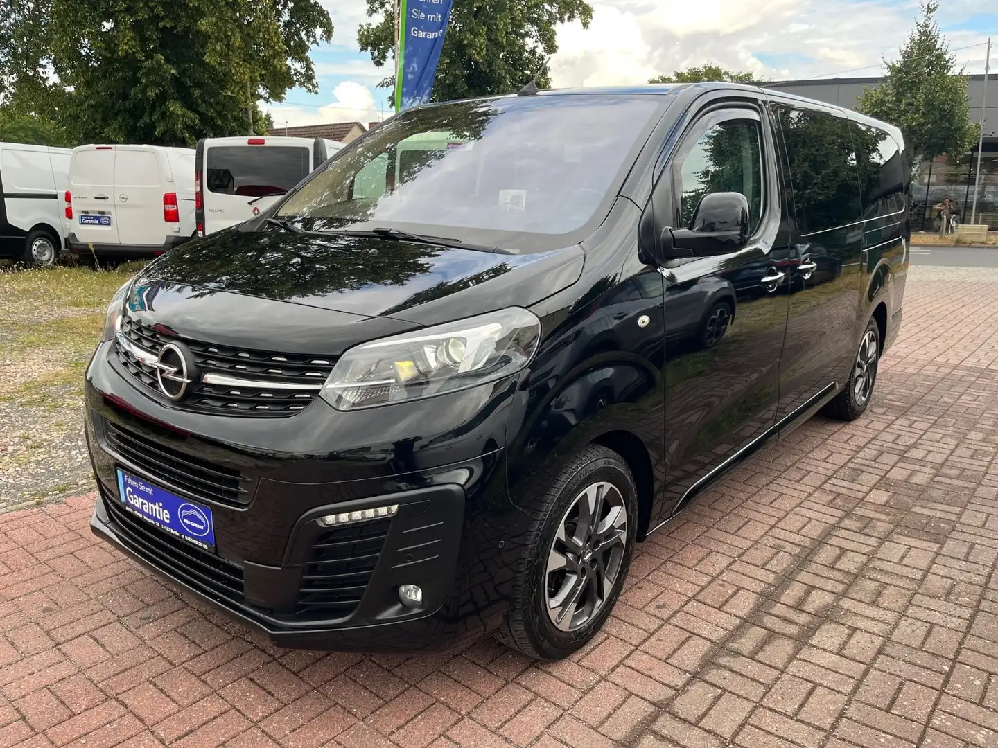 Opel Zafira Life Innovat. L3+AUT.+7 SITZE+LEDER+PANO Schwarz - 1
