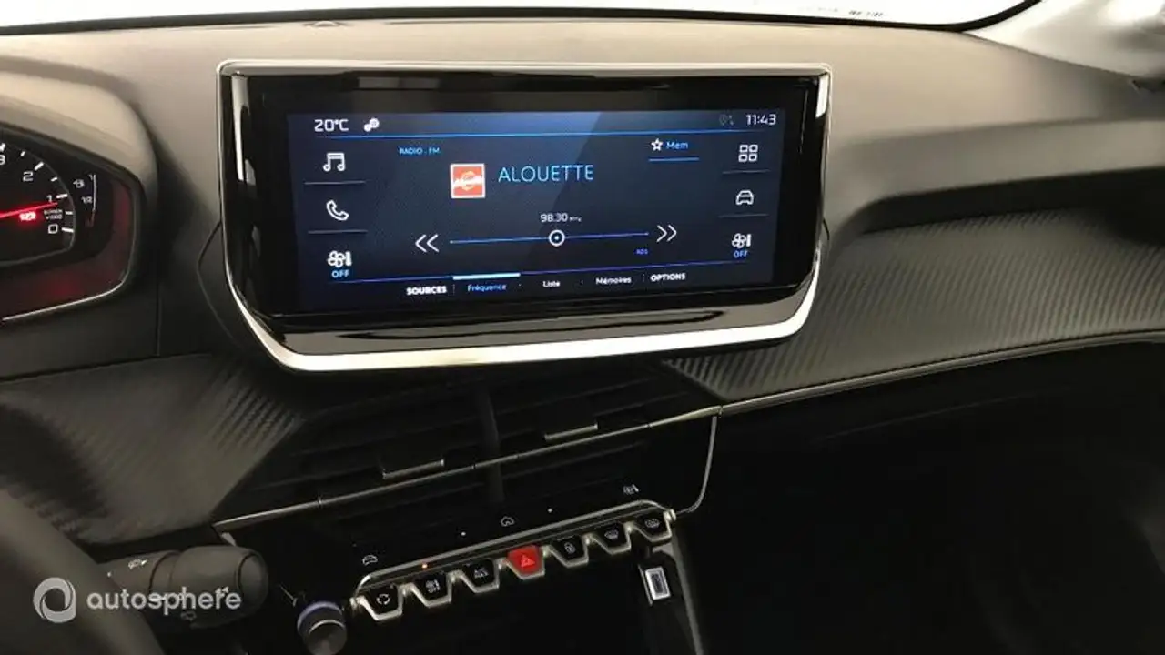 Peugeot 208 208 — photo 19
