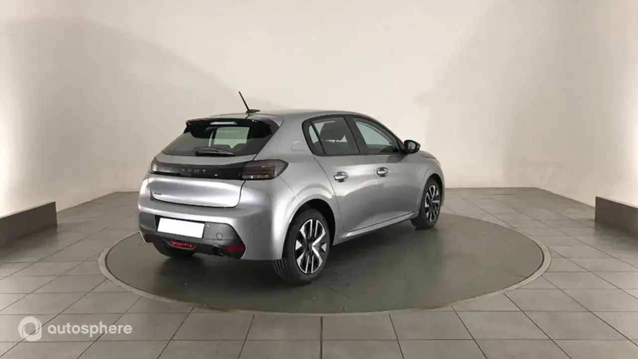 Peugeot 208 208 — photo 5