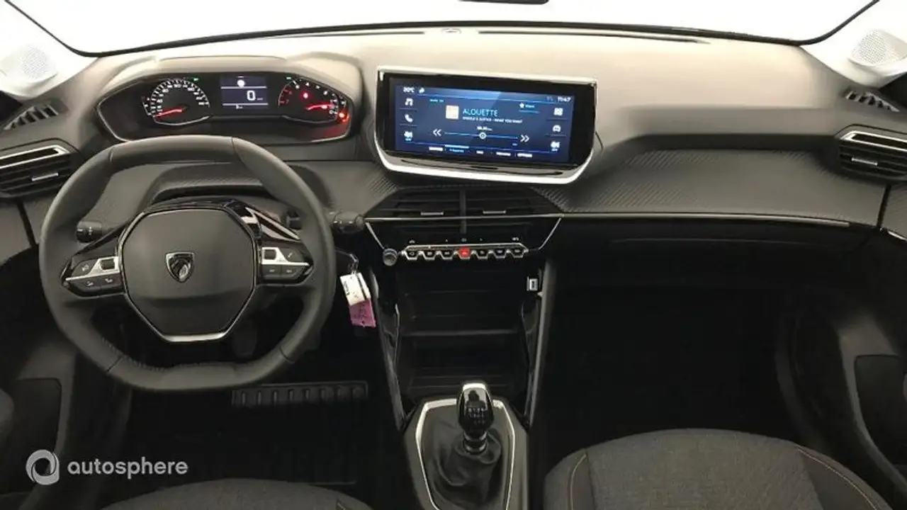 Peugeot 208 208 — photo 11