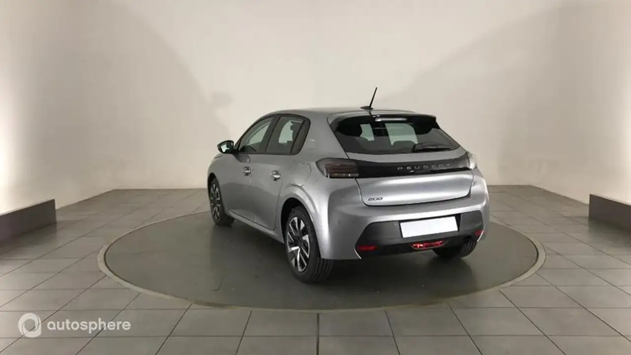 Peugeot 208 208 — photo 7