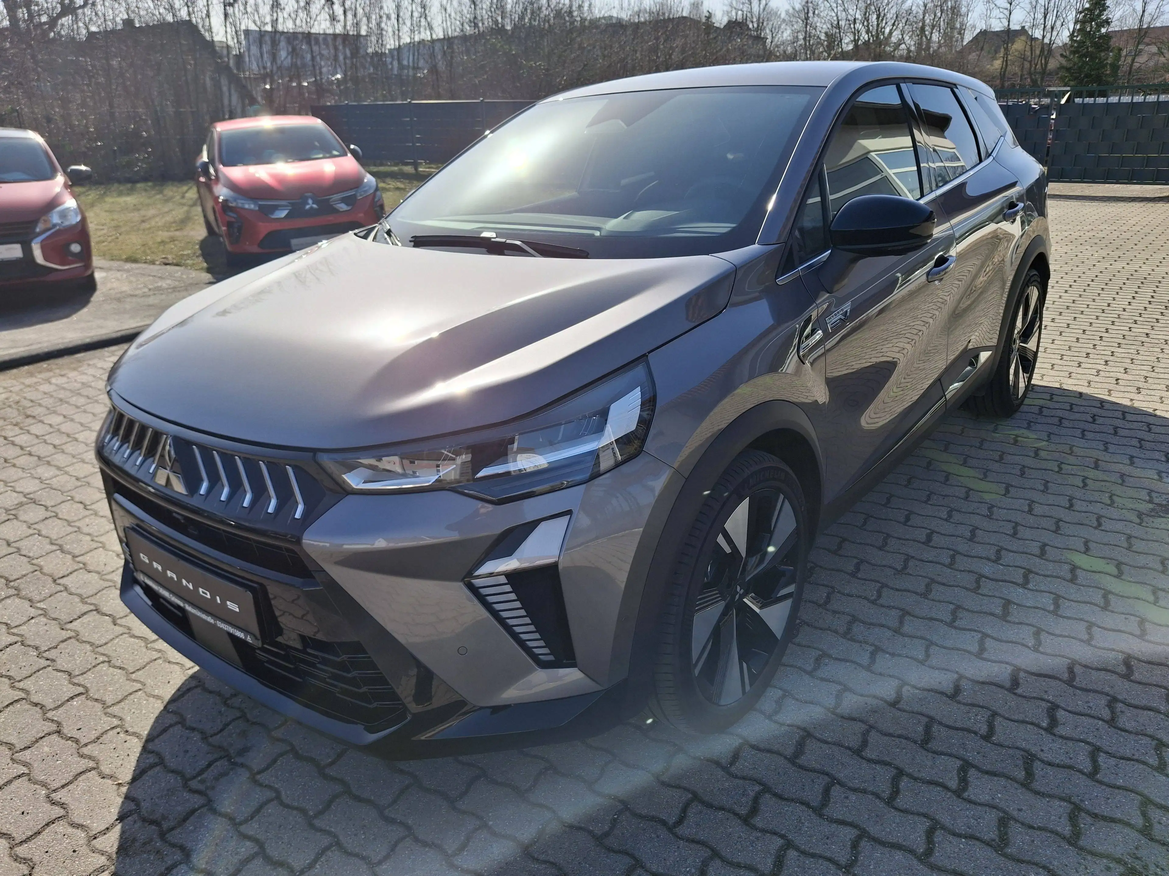 Mitsubishi Grandis Grandis 1.8 Hybrid INTRO EDITION — photo 3