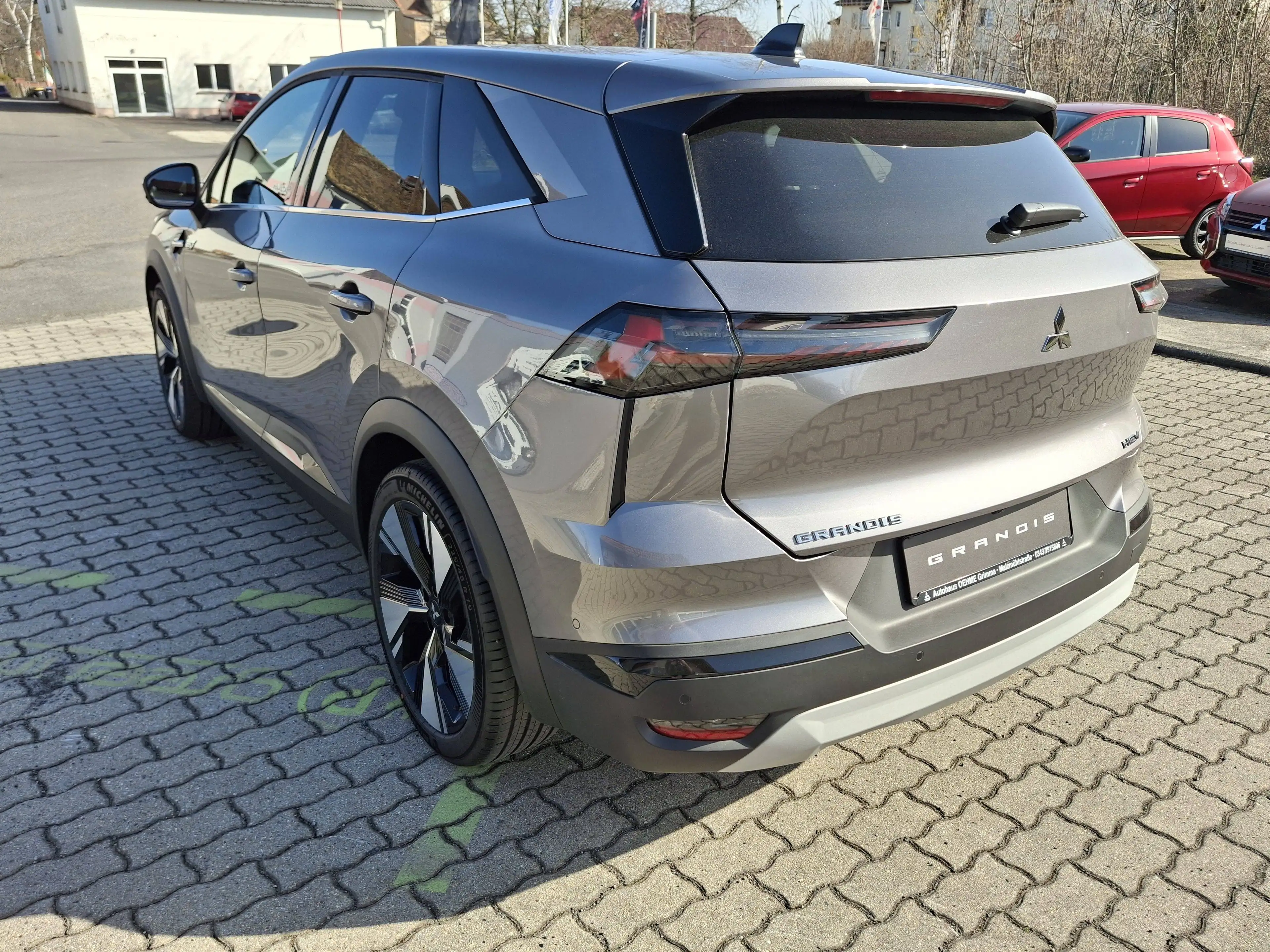 Mitsubishi Grandis Grandis 1.8 Hybrid INTRO EDITION — photo 2