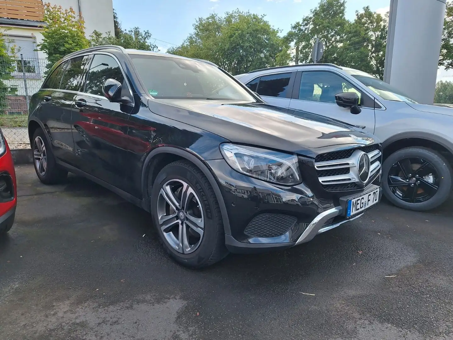 Mercedes-Benz GLC 250 4 Matic Offroad *BURMESTER*LED* Black - 1