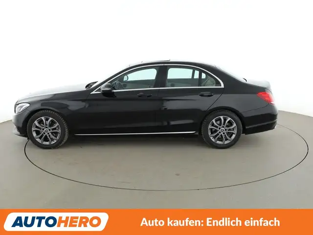 Mercedes-Benz C-Class view 3