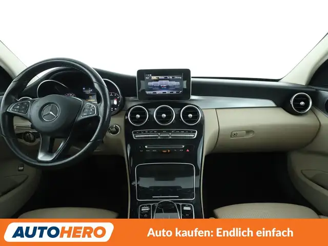 Mercedes-Benz C-Class view 12