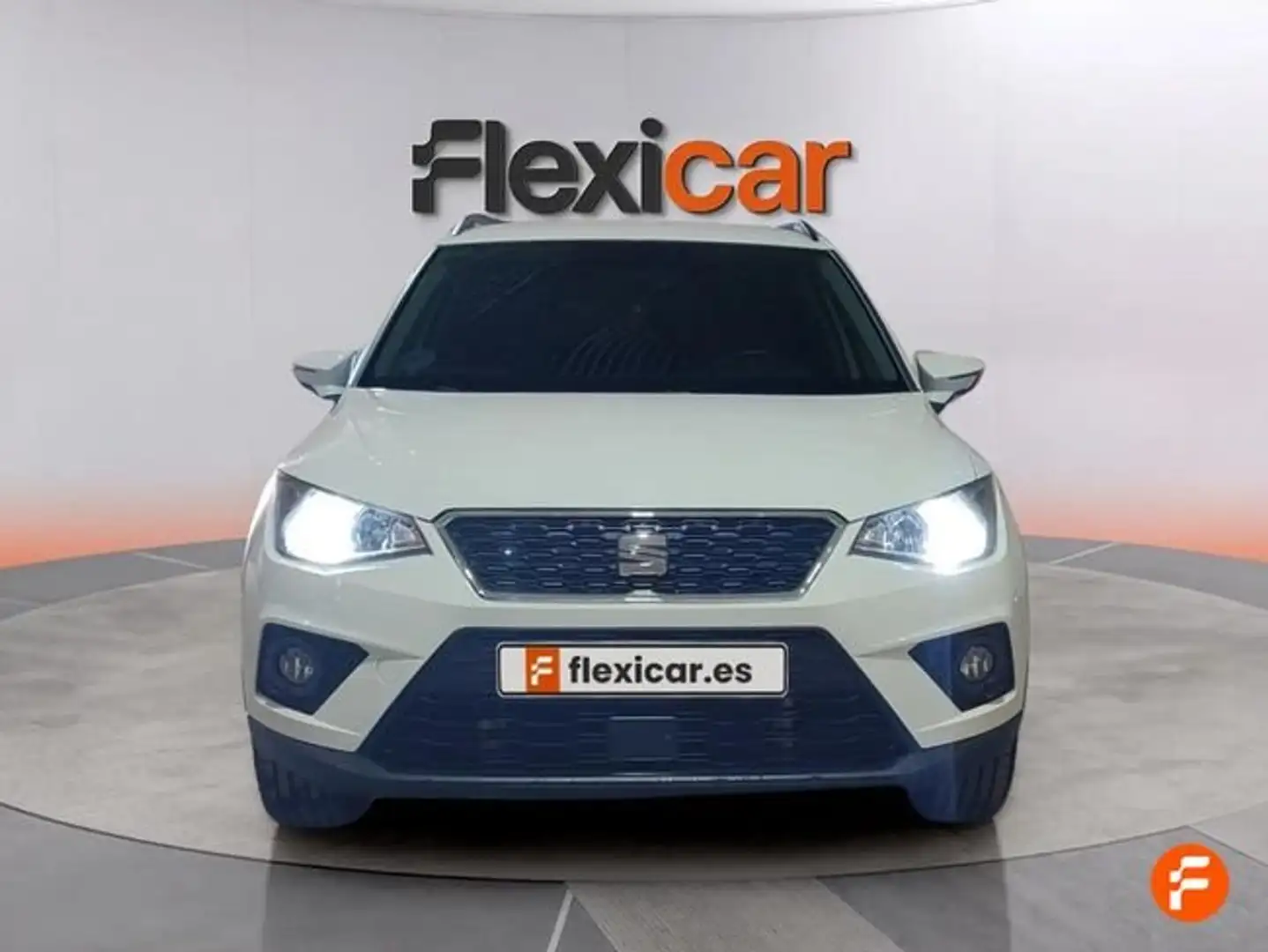 SEAT Arona 1.0 TSI Ecomotive S&S Style 115 Blanco - 2
