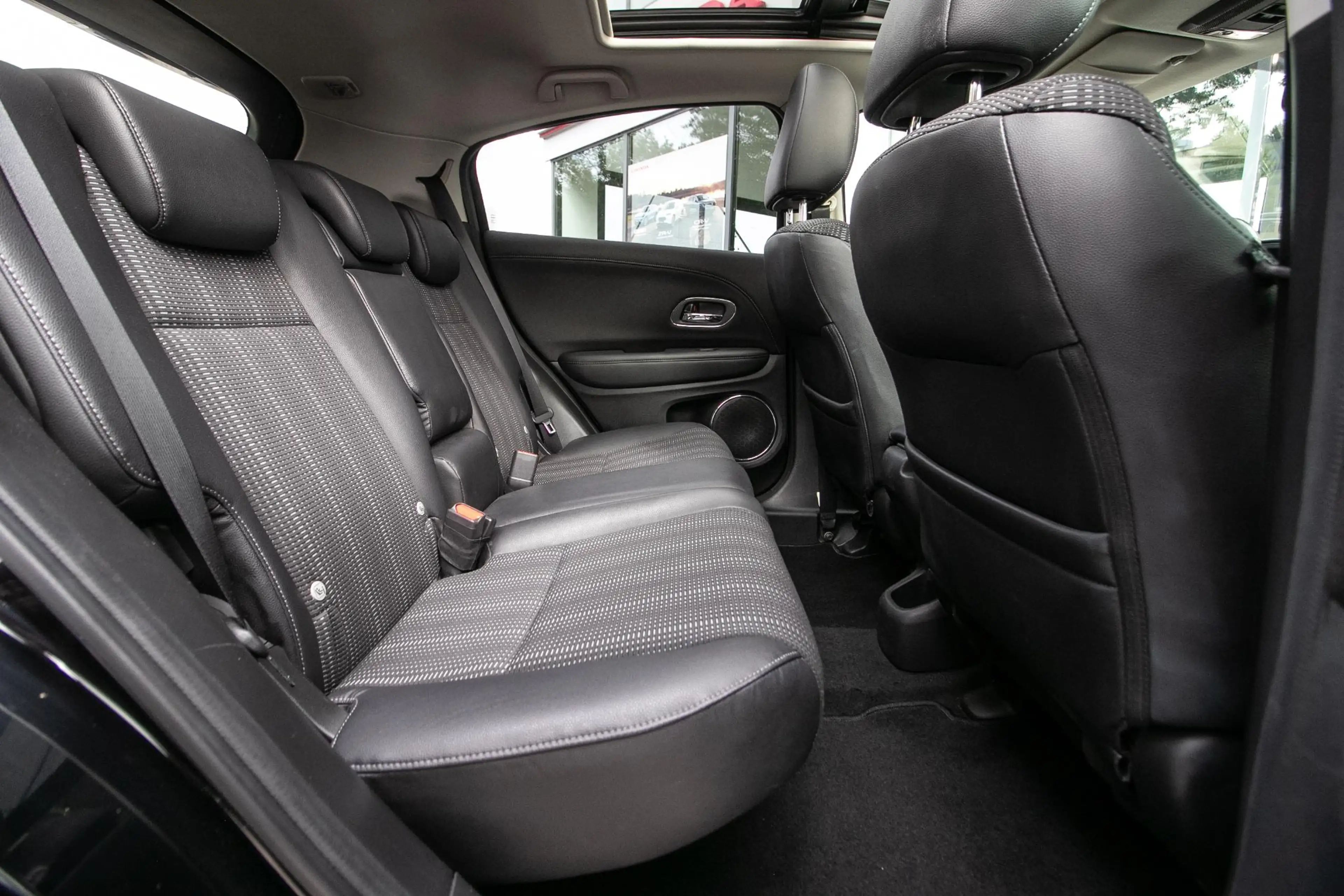 Honda HR-V 1.5 i-VTEC Executive — photo 8
