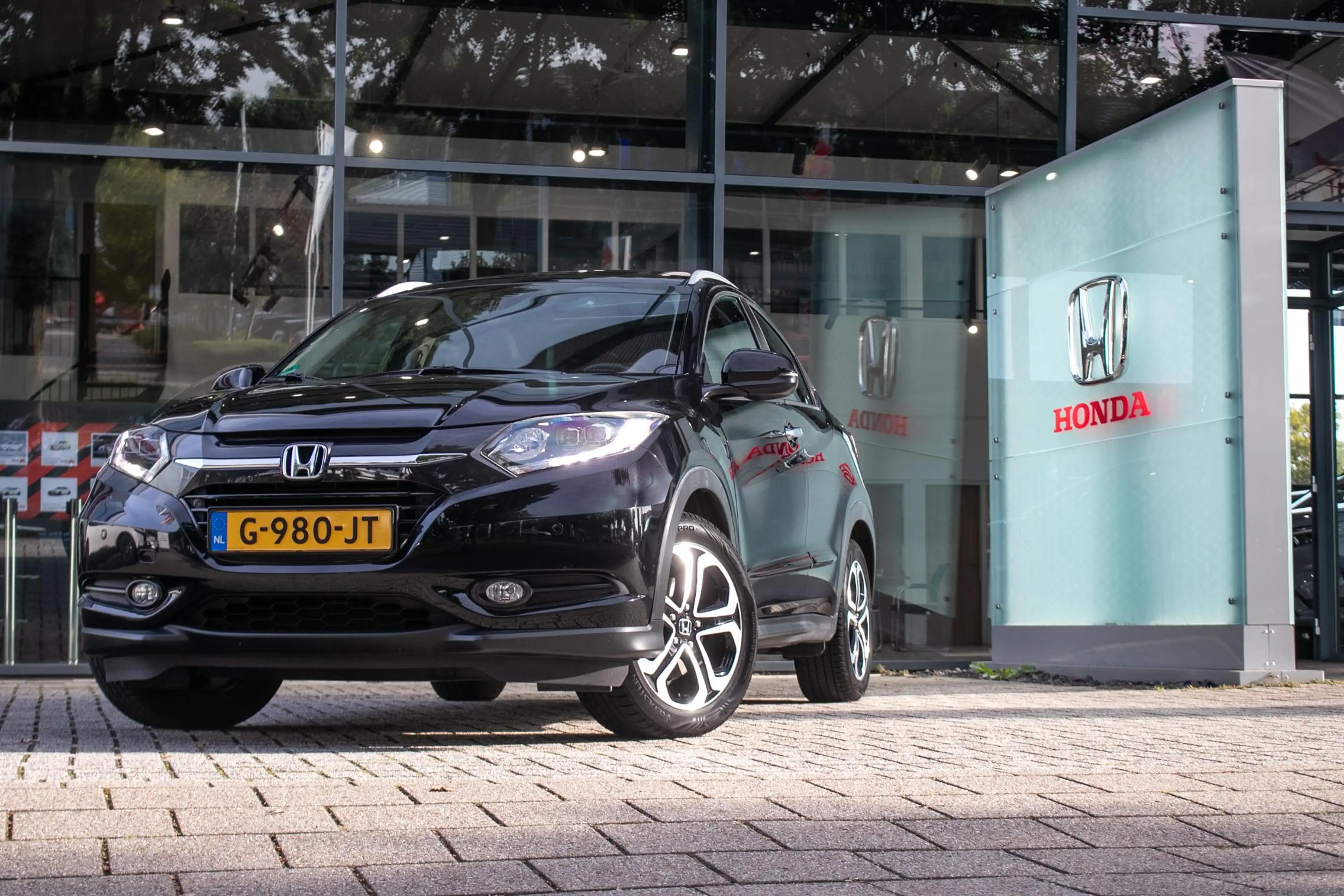 Honda HR-V 1.5 i-VTEC Executive — photo 13