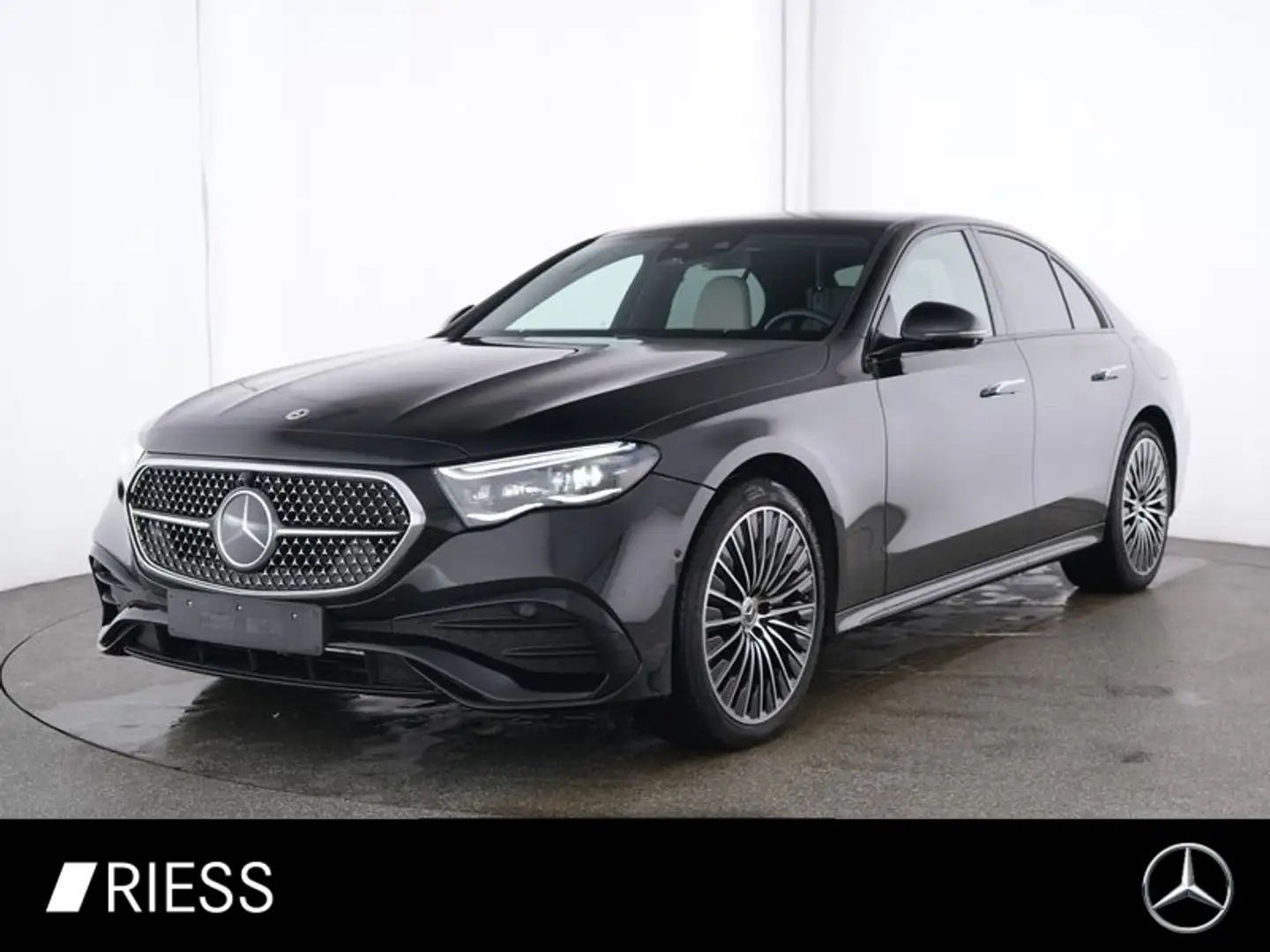 Mercedes-Benz E 300 de AMG Sport Night Distr LED Superscreen 360 Negro - 1