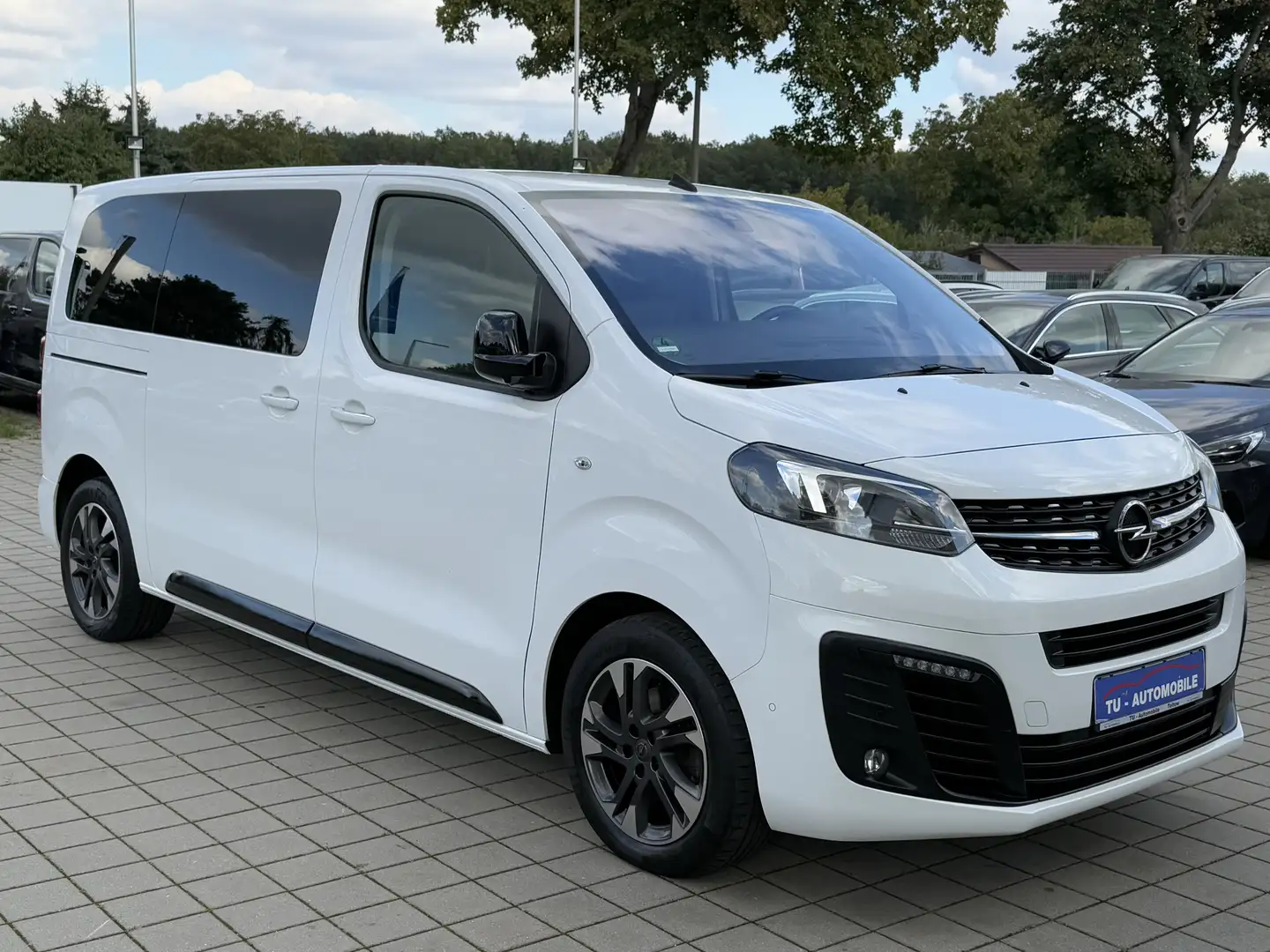Opel Zafira Life Tourer M Aut. AHK-PANO-LEDER-XENON-HUD-MASSAGE-6Si Weiß - 1