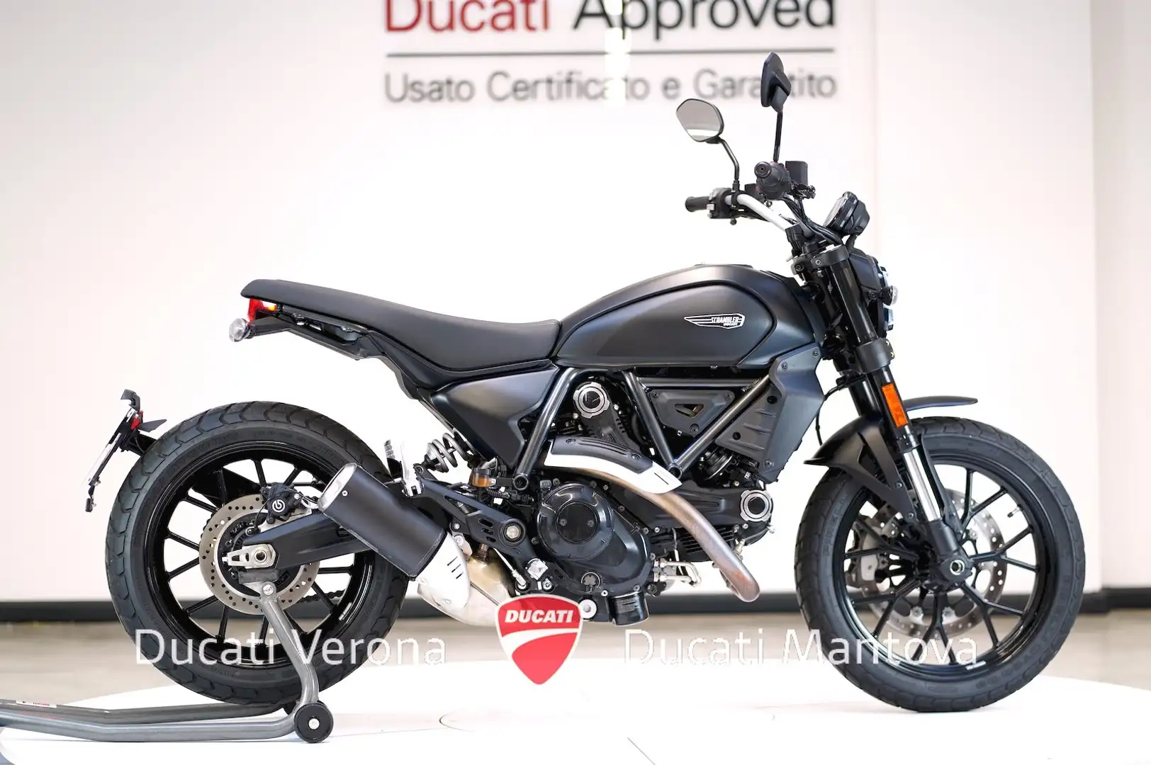Ducati Scrambler Scrambler 800 Dark solo 1.701 km Nero - 1