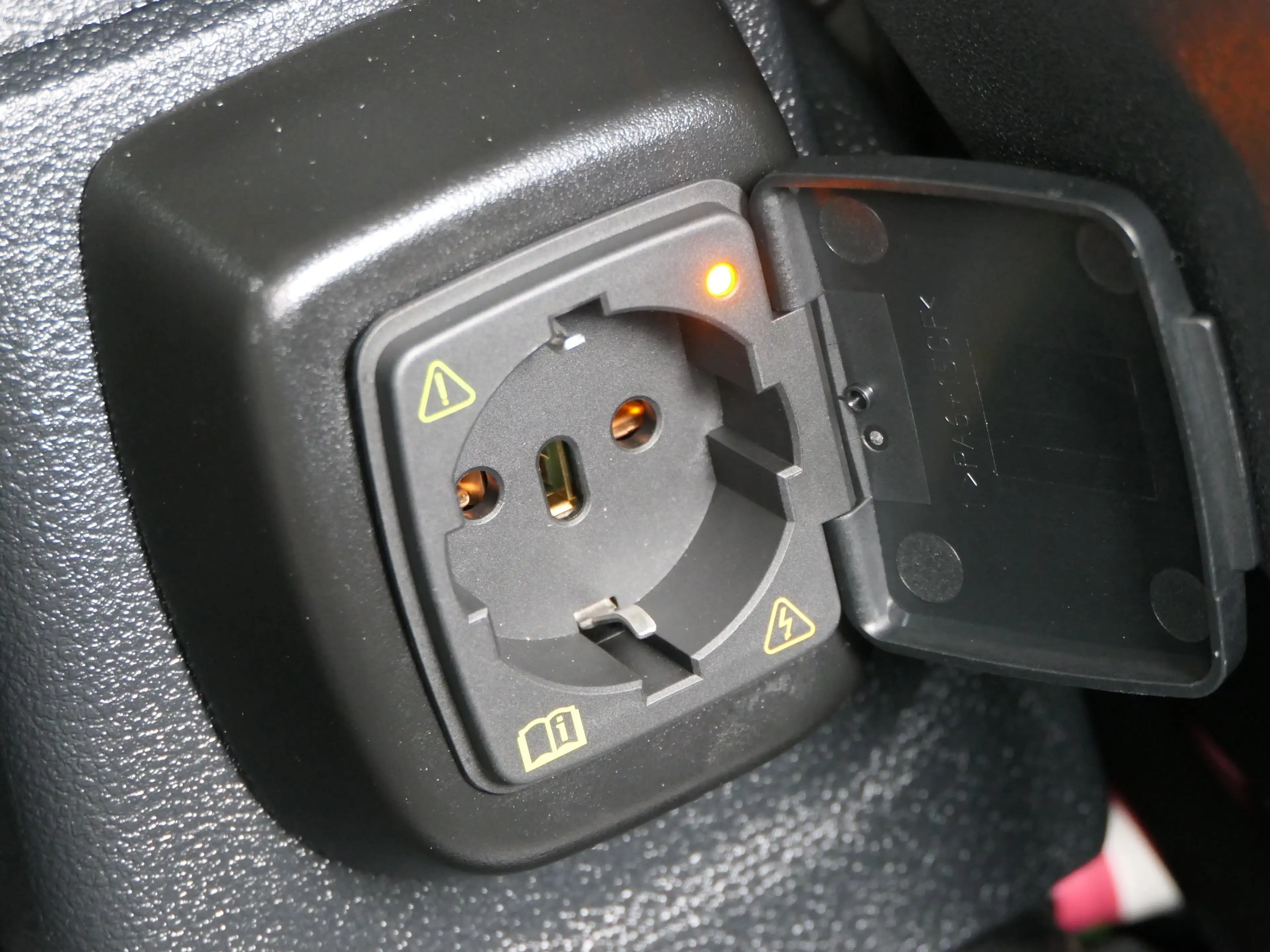 Ford E-Transit L3H3 89kwh Dubbele Cabine | Adaptive Cruise | BLIS — photo 44