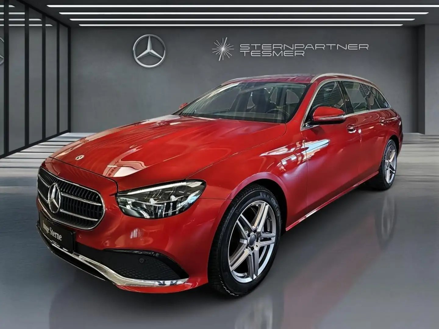 Mercedes-Benz E 300 e T AVANTGARDE+MBUX+AMBIENTE+KAMERA+AHK Rot - 1