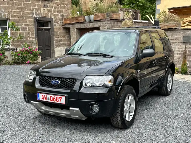 Ford Maverick Highclass 1Hand Scheckheft 4x4 Garantie