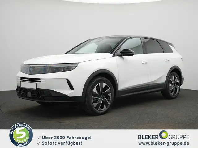 Opel Grandland view 2