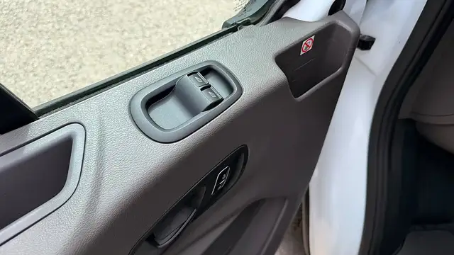 Ford Transit view 7
