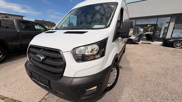 Ford Transit view 5