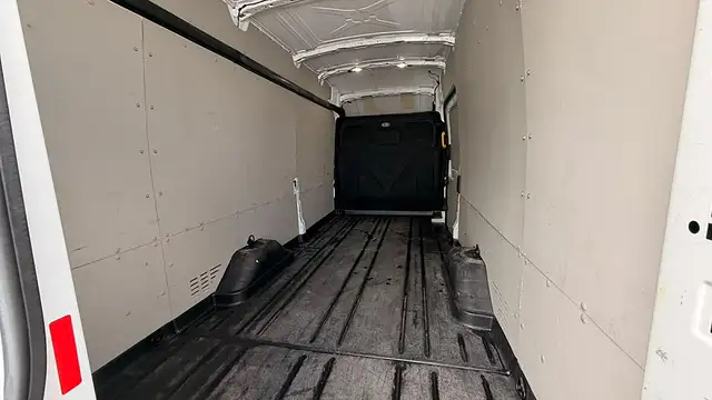 Ford Transit view 20