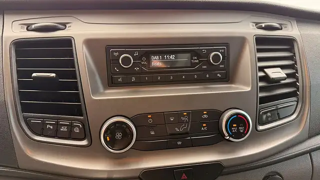 Ford Transit view 13