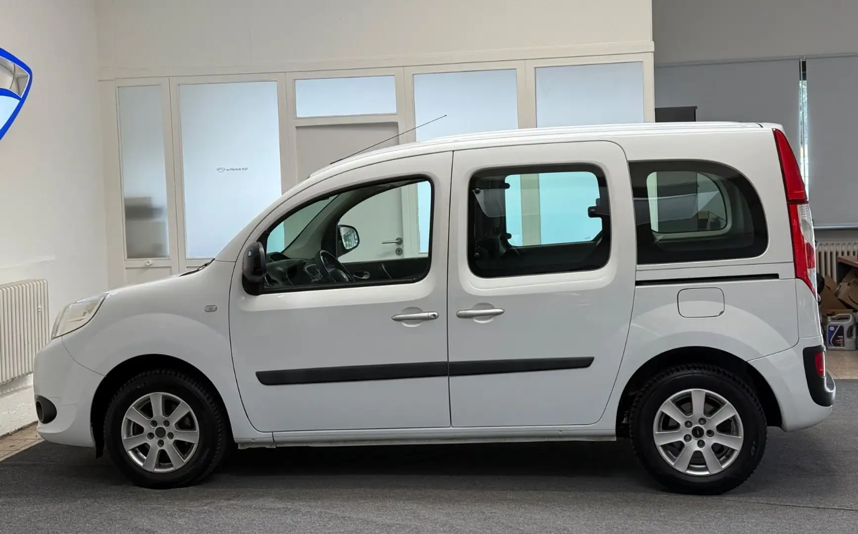 Renault Kangoo Happy Family/TEMPOMAT/BLUETOOTH/TAGFHLCT Weiß - 2