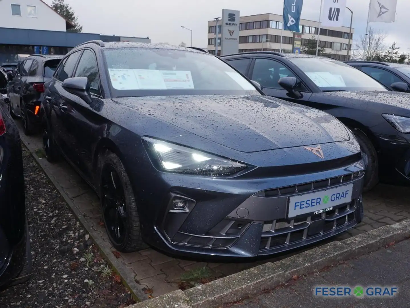 CUPRA Leon Sportstourer 1.5 eTSI DSG ACC AHK Navi Rüka Gris - 2