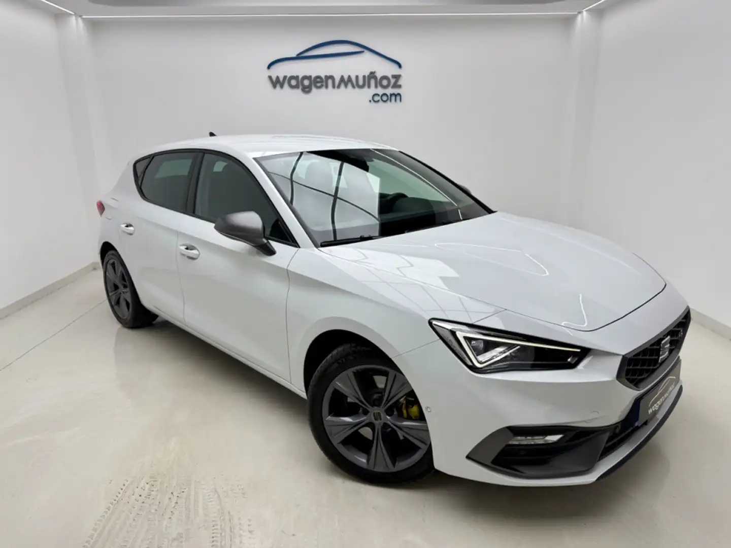 SEAT Leon 2.0TDI CR S&S FR XS DSG-7 150 Blanc - 2