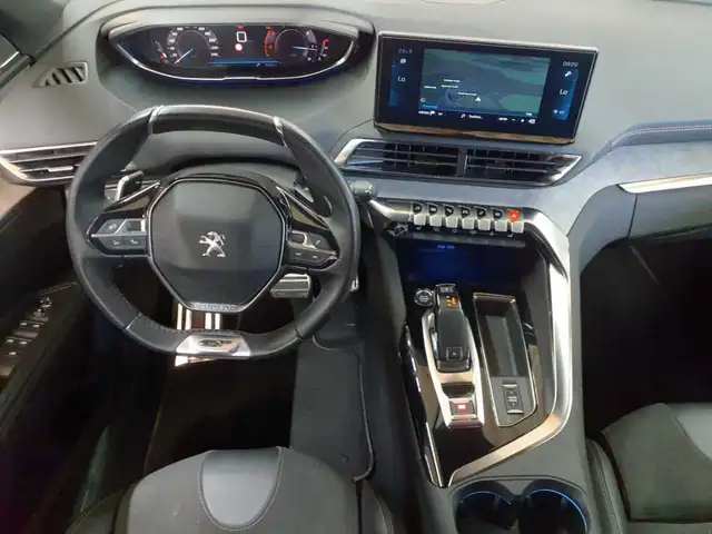 Peugeot 5008 view 6