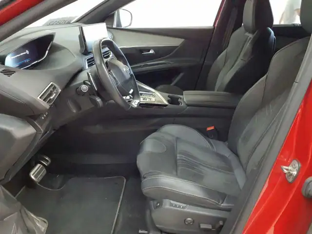 Peugeot 5008 view 3
