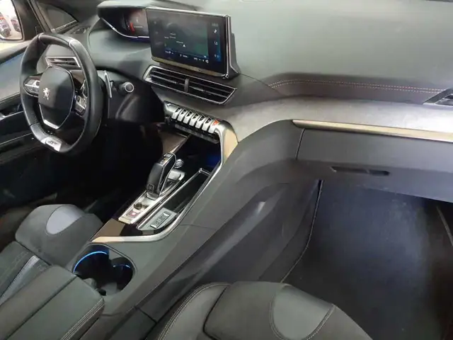 Peugeot 5008 view 12