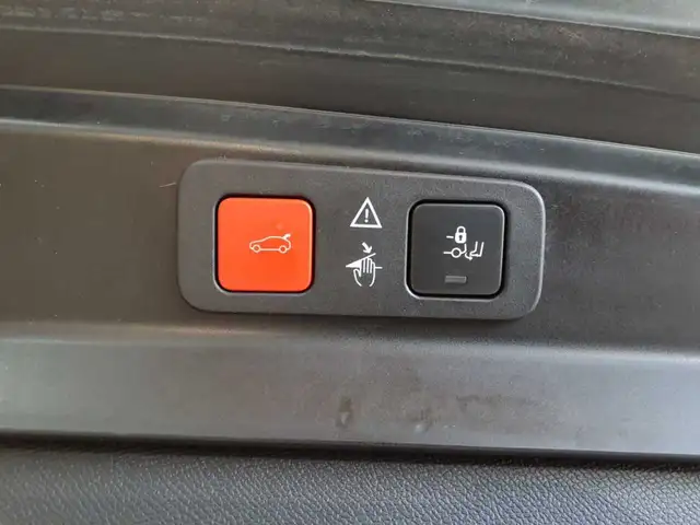 Peugeot 5008 view 10
