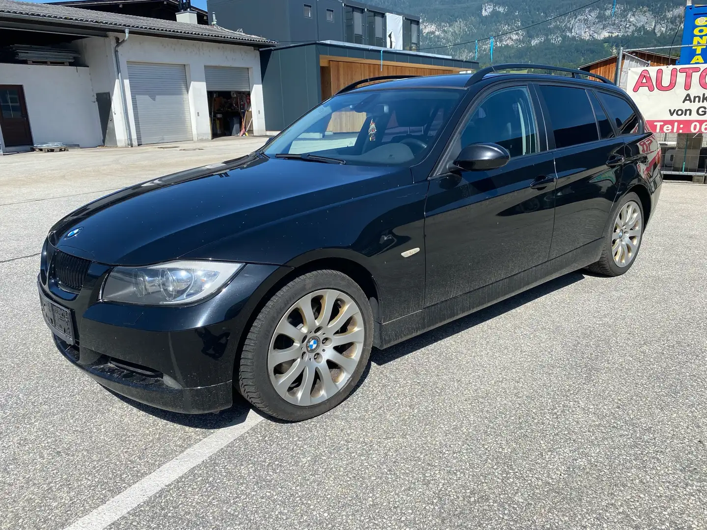 BMW 320 320d Touring Österreich-Paket Motor Klappert Negro - 1