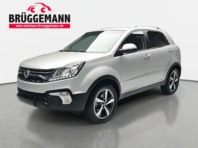 SsangYong Korando KORANDO 2.2 SAPPHIRE 4X2 GRA WINTER LM