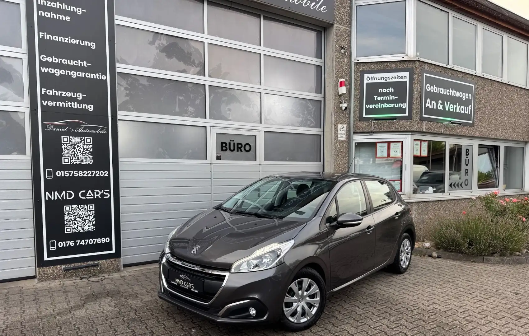 Peugeot 208 Active TEMPOMAT/PDC/SHZ/GEPFLEGT - 1
