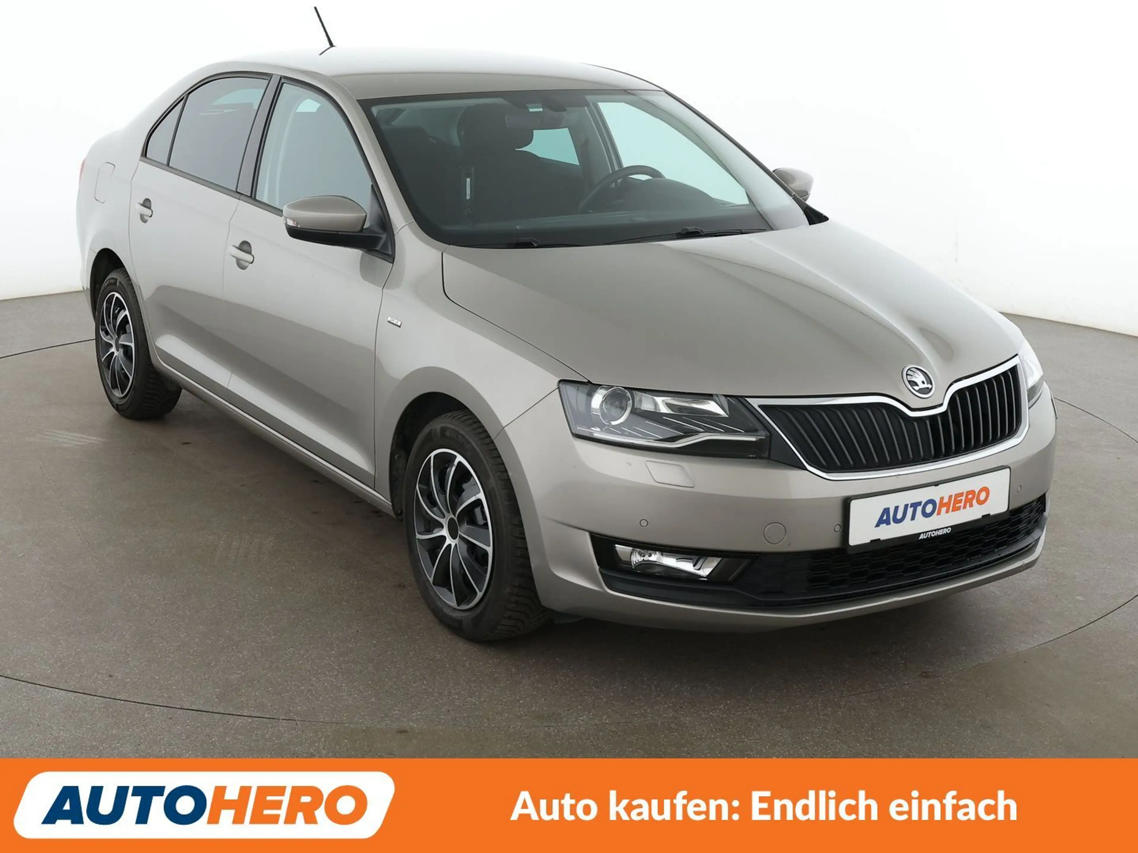 Skoda Rapid/Spaceback 1.0 TSI Drive Aut.*NAV*TEMPO*PDC*SHZ*KLIMA* — photo 8